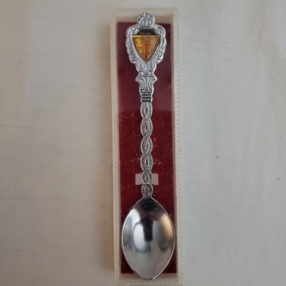 Vintage Montreal Silver Metal Collector Spoon 5" Canada - Picture 1 of 2